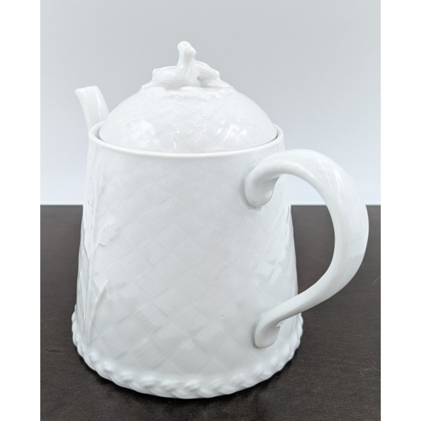 Royal Worcester Teapot Gourmet Oven China Embossed White Lid with Birds England