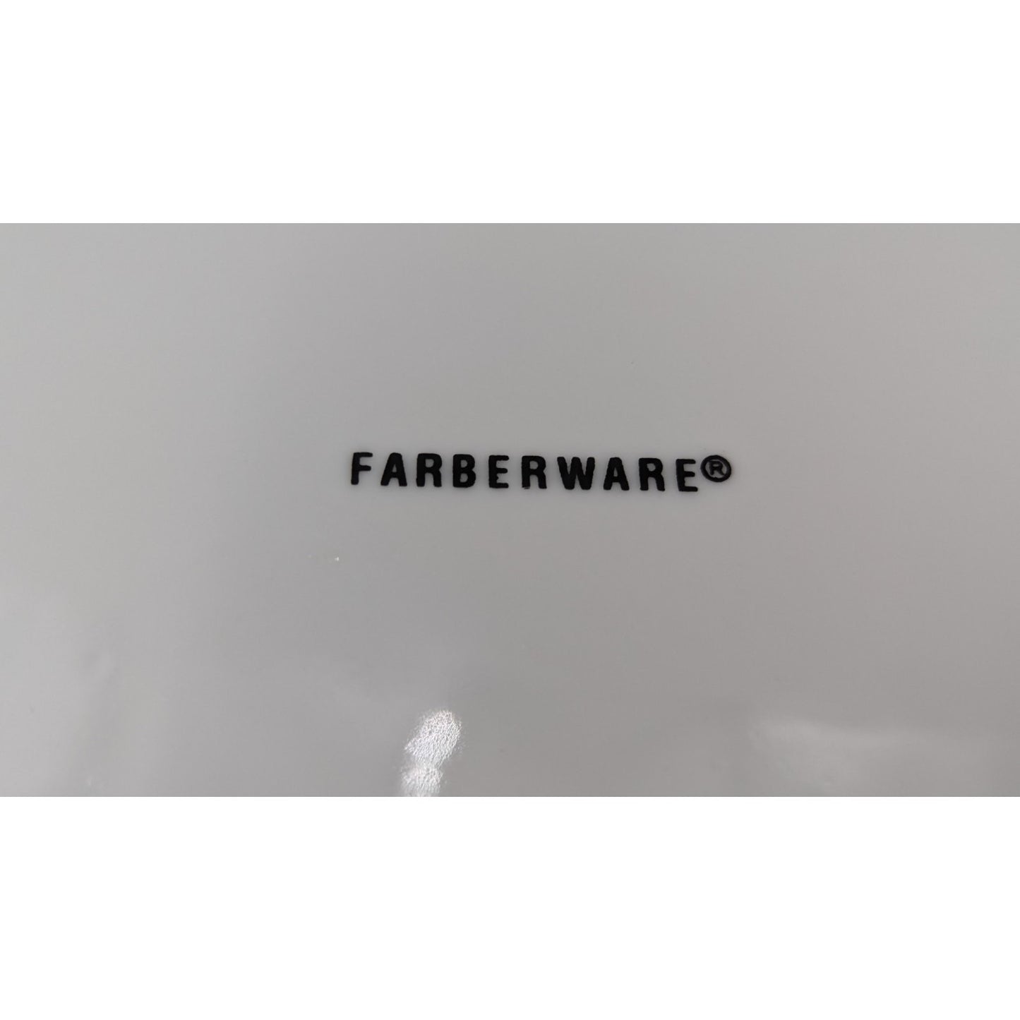 Clam Shell White Dinner Plate set of 4 plates 10-7/8" by Farberware