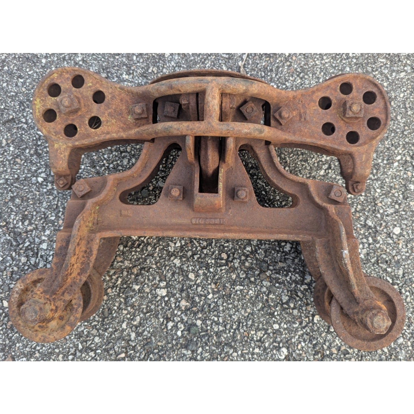 Antique Unloader Hay Trolley Carrier Cast Iron Pulley As Is Not Working
