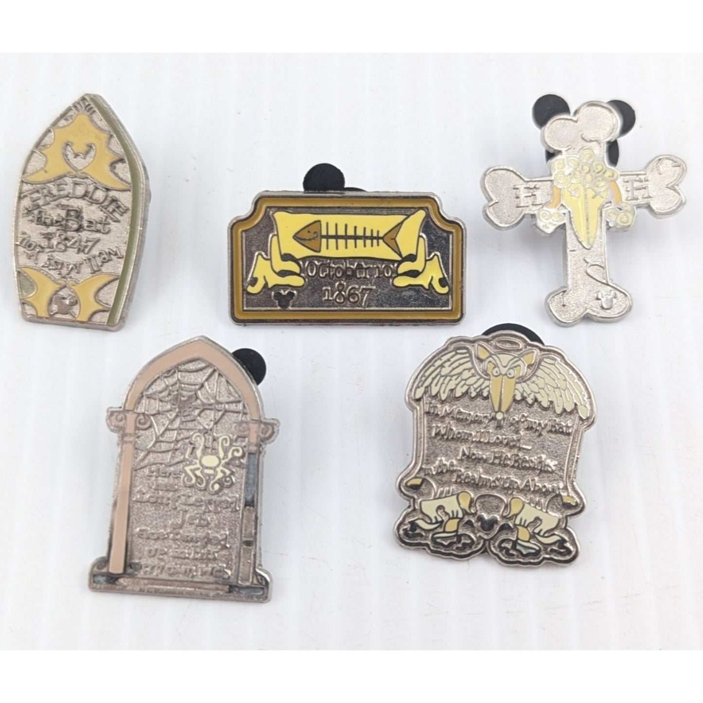 Disney Haunted Mansion Headstones Pet Tombstone Pin Set of 5 Pins Hidden Mickey