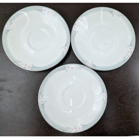 3 Royal Doulton Sophistication Vogue Collection Tea Cup and Saucer Set England