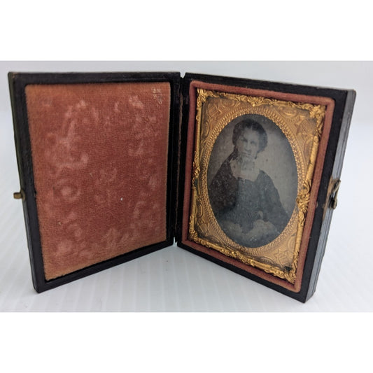 Antique Daguerreotype Tintype Photograph Woman Tin Type With Case