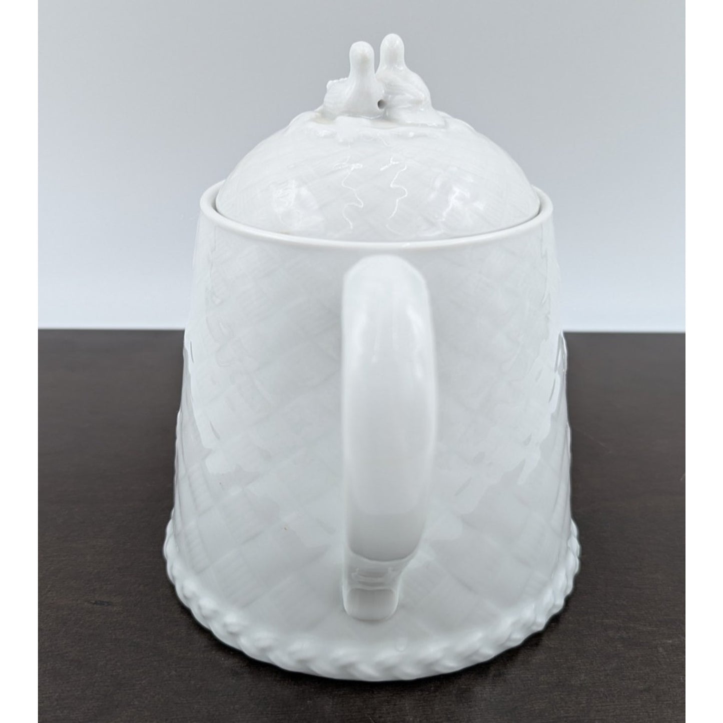 Royal Worcester Teapot Gourmet Oven China Embossed White Lid with Birds England