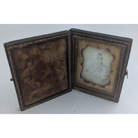 Antique Daguerreotype Tintype Photograph Woman Tin Type With Case