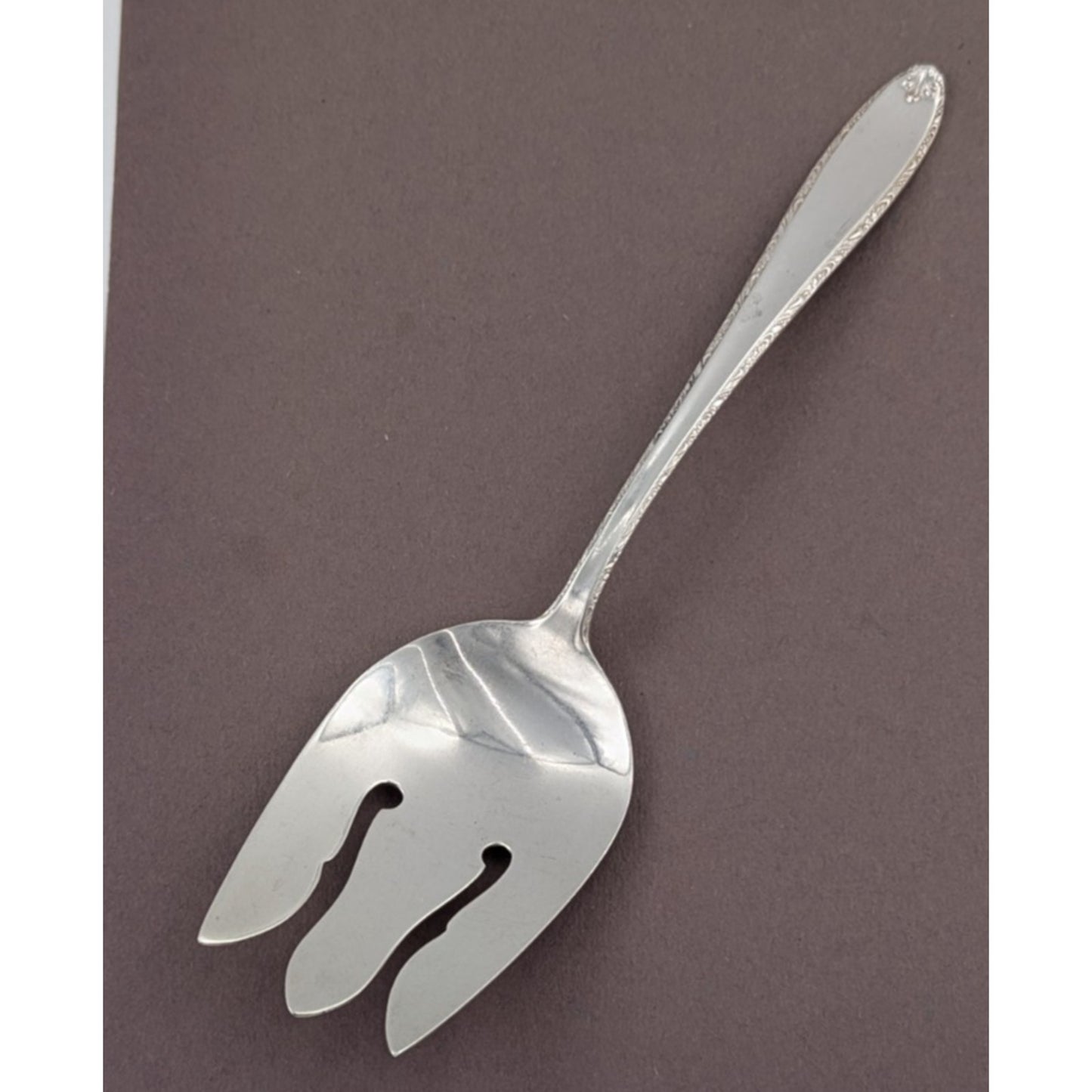 Alvin Southern Charm Sterling Silver Large Salad Serving Fork 9" No Monogram 86g