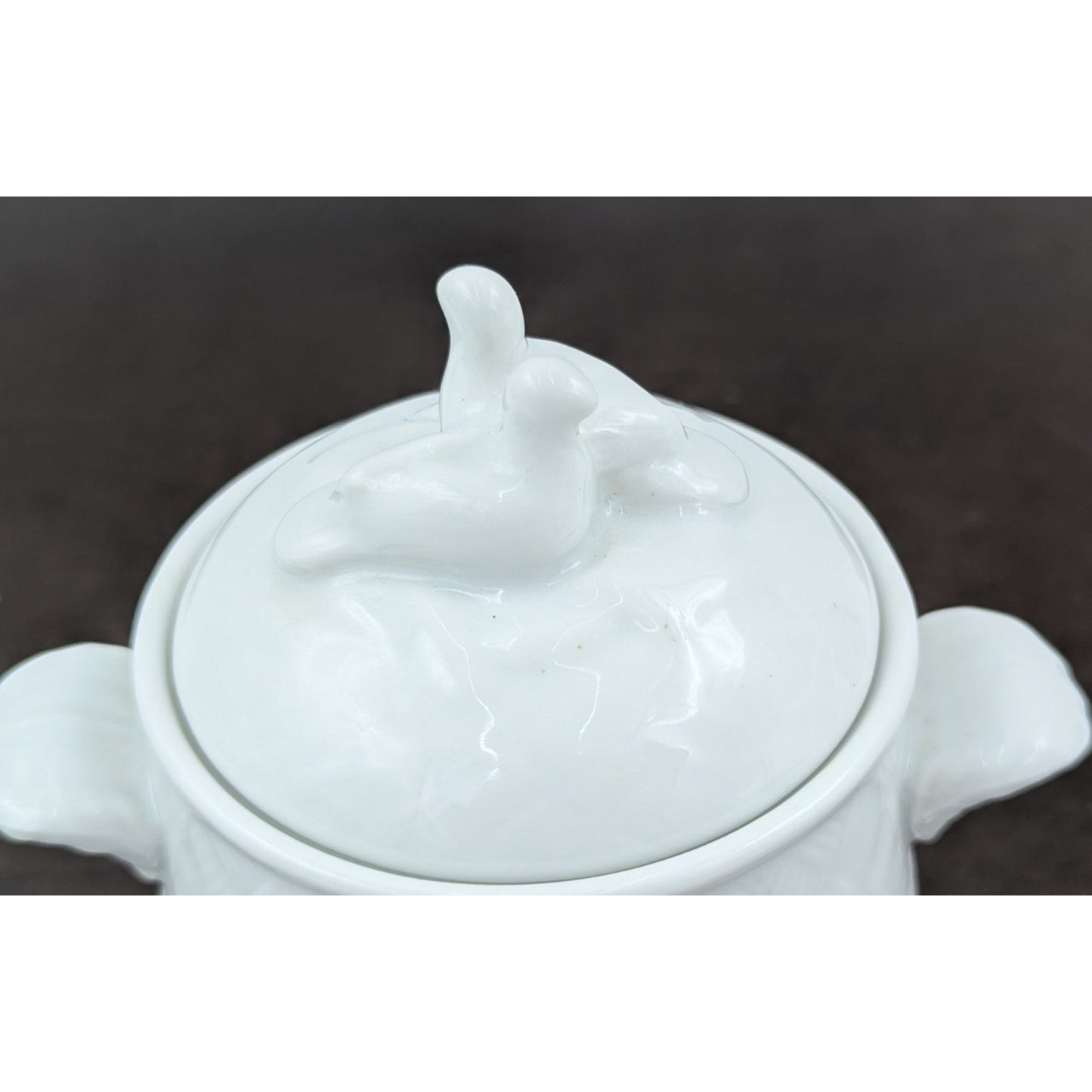 Royal Worcester Gourmet Oven China Embossed White Sugar Bowl w Lid Birds England