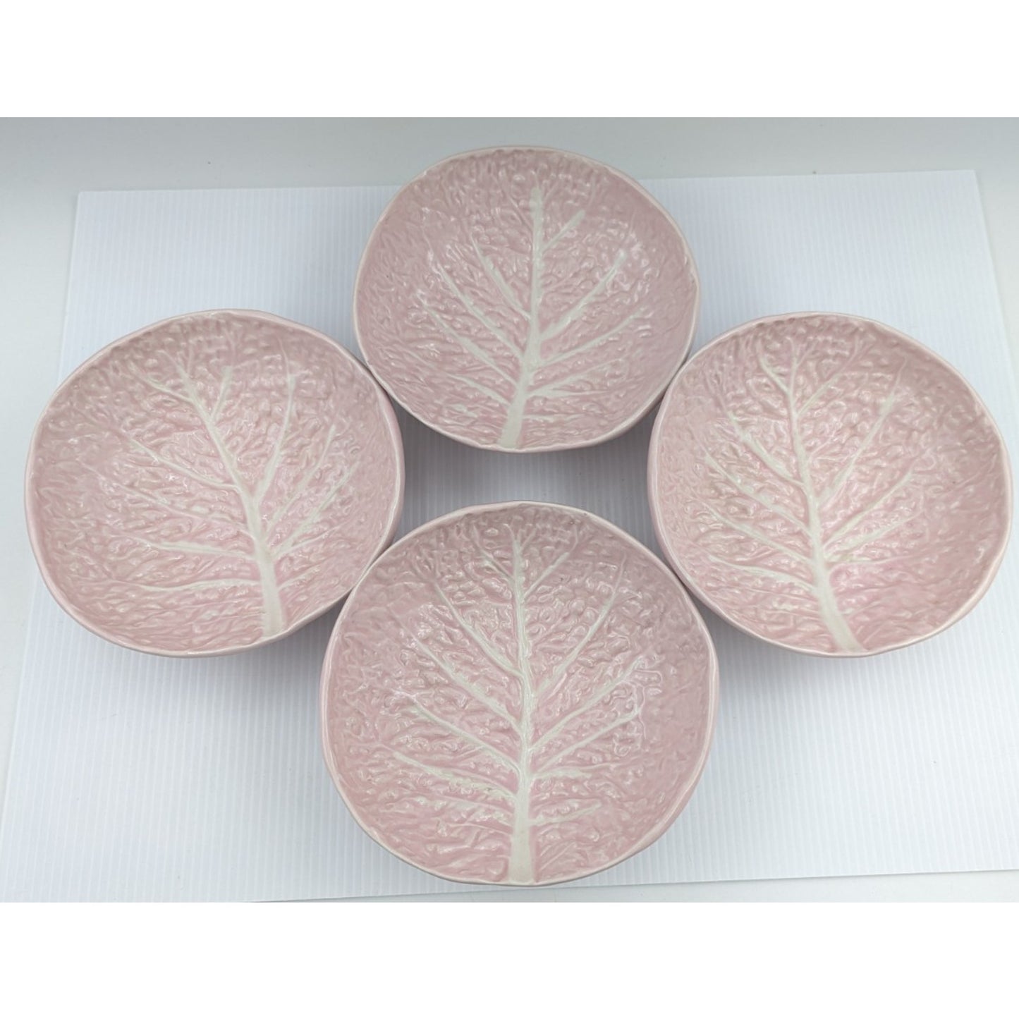 Pink Majolica Cabbage Leaf Soup Pasta Bowl Set of 4 Bowls 8" JF 512 Portugal