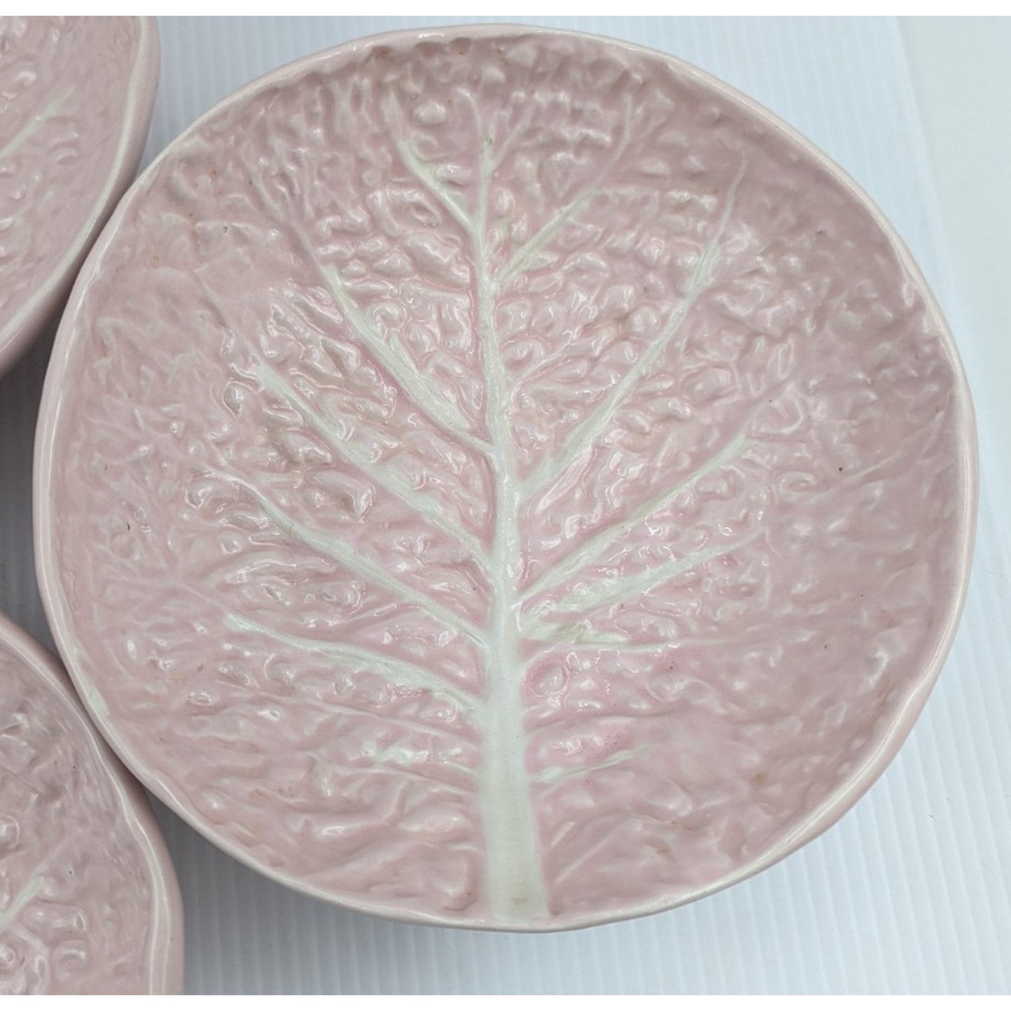 Pink Majolica Cabbage Leaf Soup Pasta Bowl Set of 4 Bowls 8" JF 512 Portugal