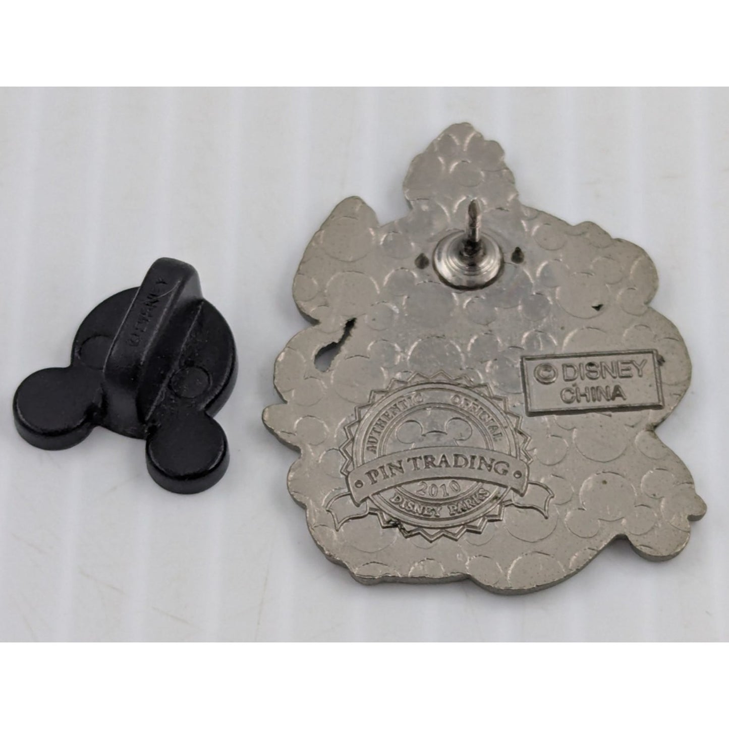 Disney Pin Ursula Little Mermaid Under The Sea Bubbles Clutching Fists Villain