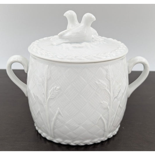 Royal Worcester Gourmet Oven Embossed White Bean Pot Crock w/ Lid Birds England