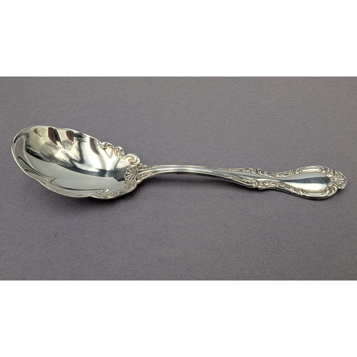 Northumbria Cello Sterling Silver Sugar Shell Spoon 6" 36 g