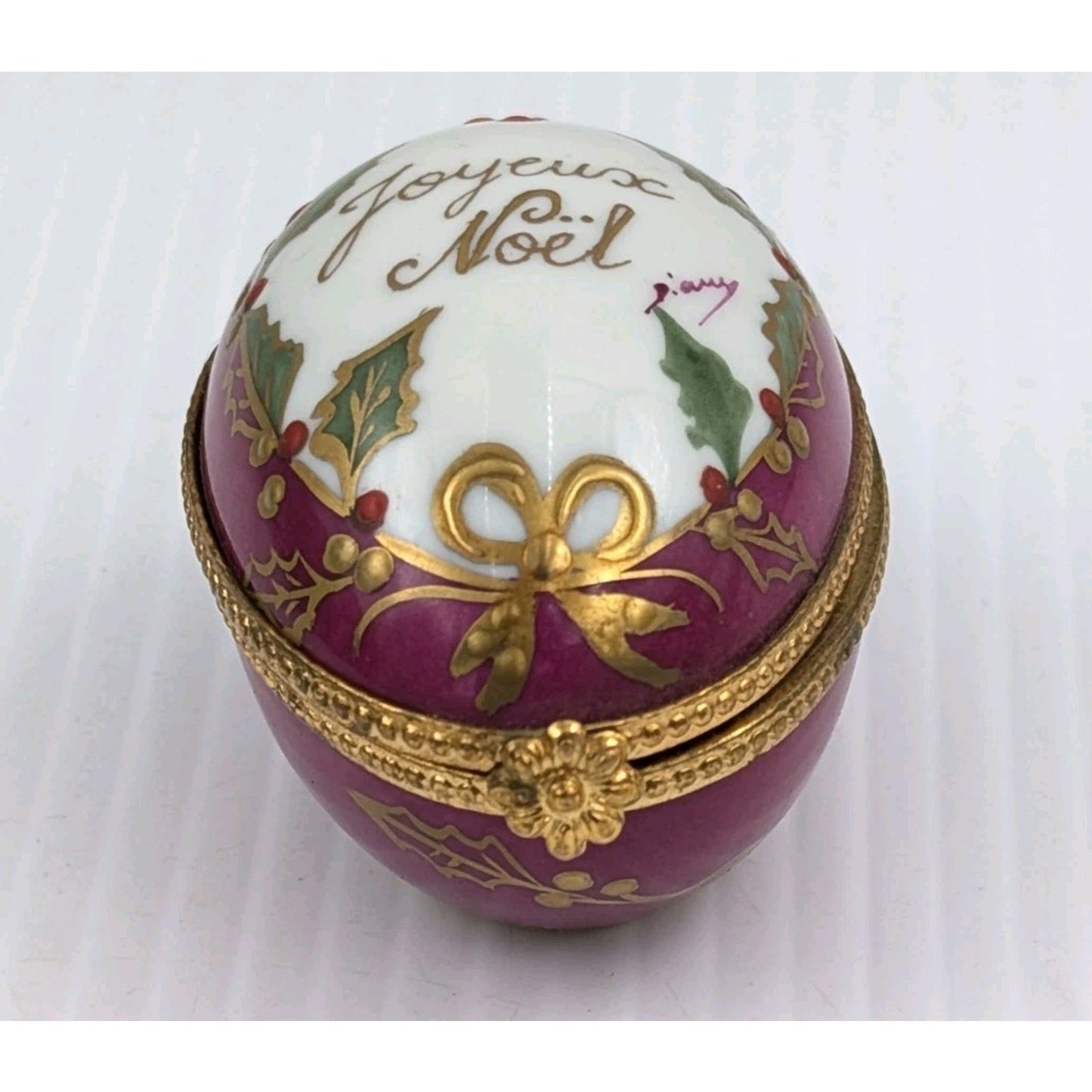 Limoges Joyeux Noel Christmas Trinket Box Egg Hand Painted Holly France 2.5"