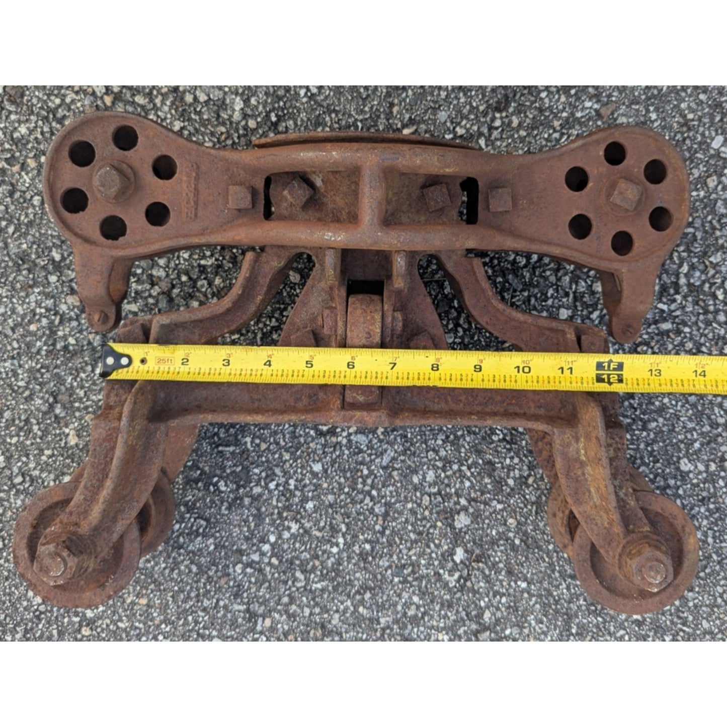 Antique Unloader Hay Trolley Carrier Cast Iron Pulley As Is Not Working